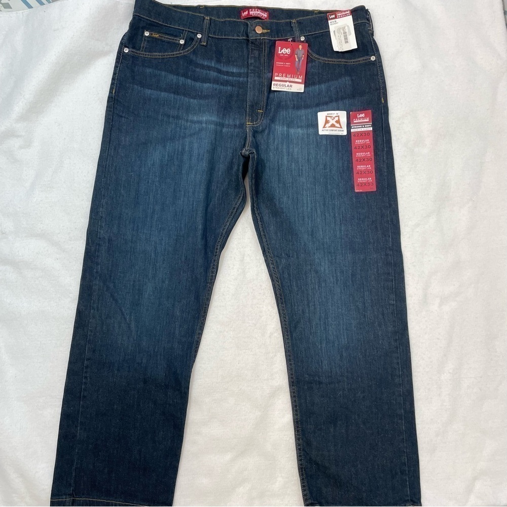 NWT Lee Premium Bowery cut men’s straight leg active comfort denim jeans 42/30 